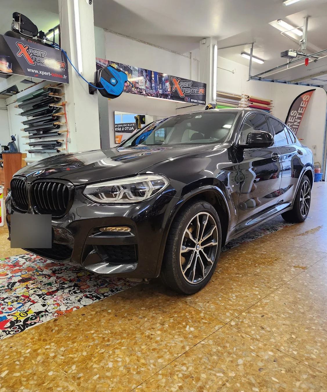 BMW X4 G02 noir, vue avant BMW X4 G02 noir, vue avant, chez Xpert Teinte à Toulon.